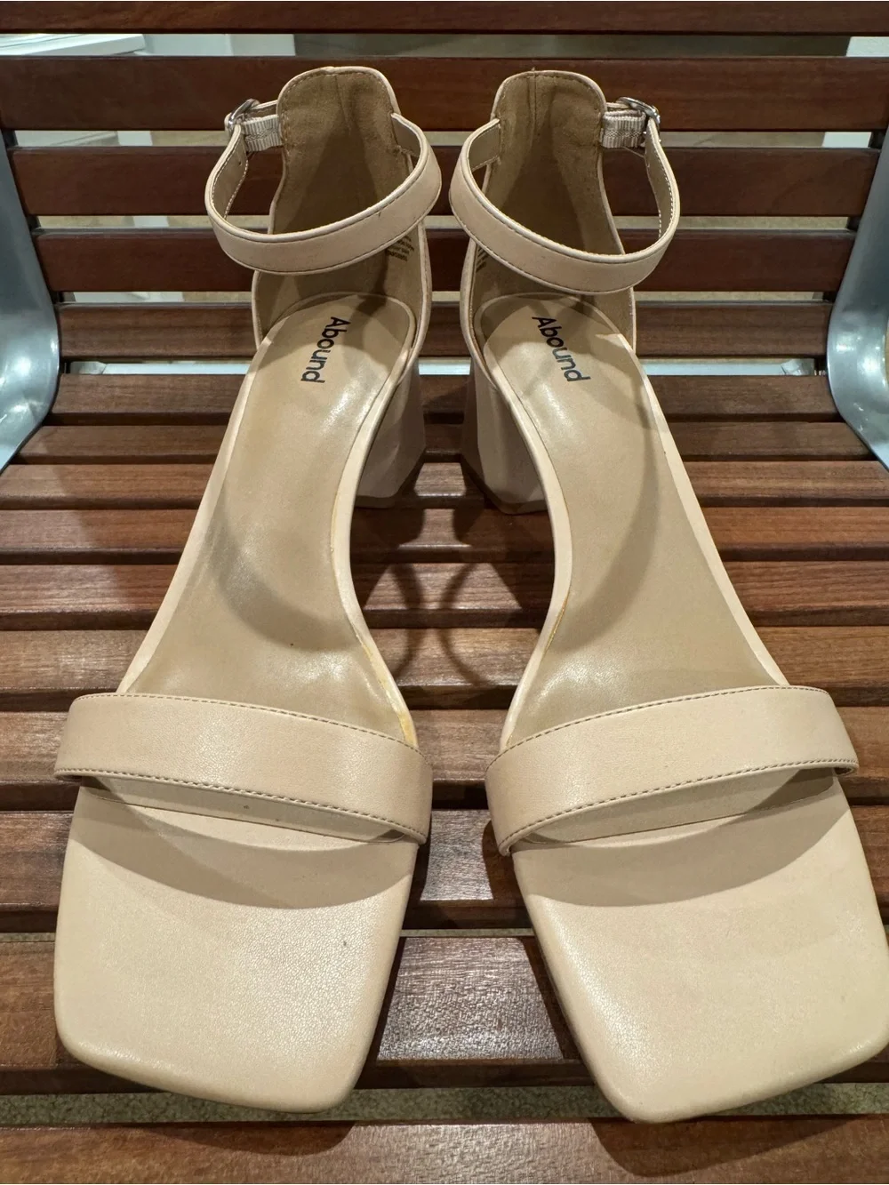 Abound Shoes NWOT Ankle-Strap Block Heel Sandals Womens size 12  beige nude